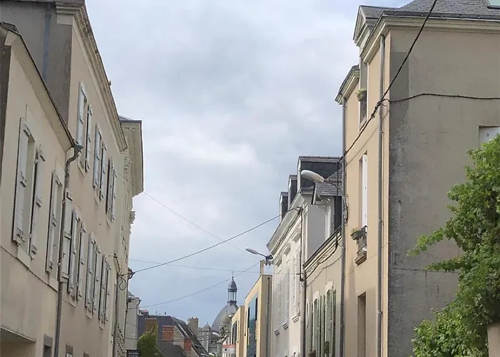 Calme Plein Centre Proche Gare Appartamento *